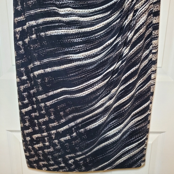 Anne Klein Black Tan White Striped Bodycon Dress Women’s Size 12. - Picture 5 of 11